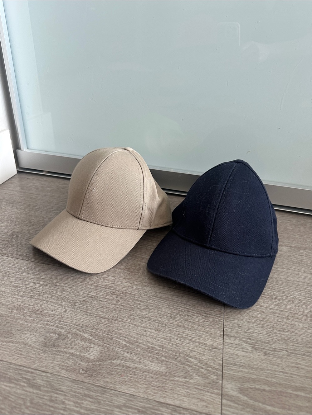 Aritzia Classic Cotton Baseball Caps. Set of 2. Preowned.